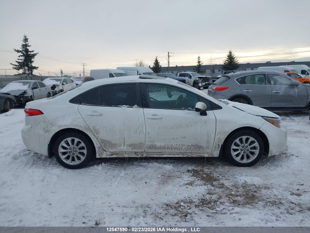 Toyota COROLLA LE 2021 5YFBPMBEXMP195282 Image 14