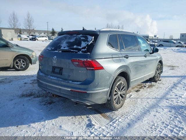 3VV4B7AX2MM143942 Volkswagen Tiguan Sel Premium R-line
