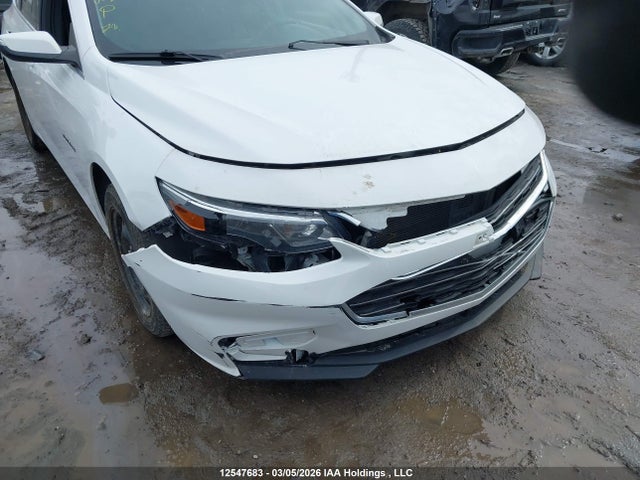 1G1ZD5ST7JF222638 Chevrolet Malibu