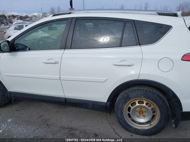 JTMRJREVXGD002080 Toyota RAV4