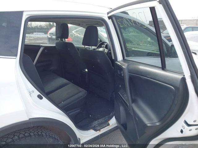 JTMRJREVXGD002080 Toyota RAV4