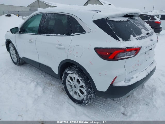 1FMCU9GN3PUA55757 Ford Escape Active