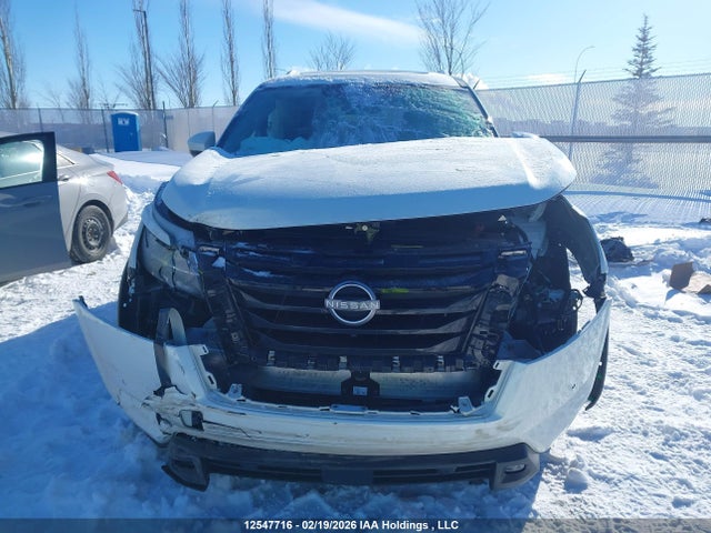 5N1DR3CE5RC225649 Nissan Pathfinder Sl