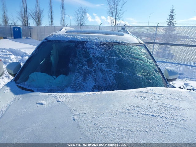 5N1DR3CE5RC225649 Nissan Pathfinder Sl