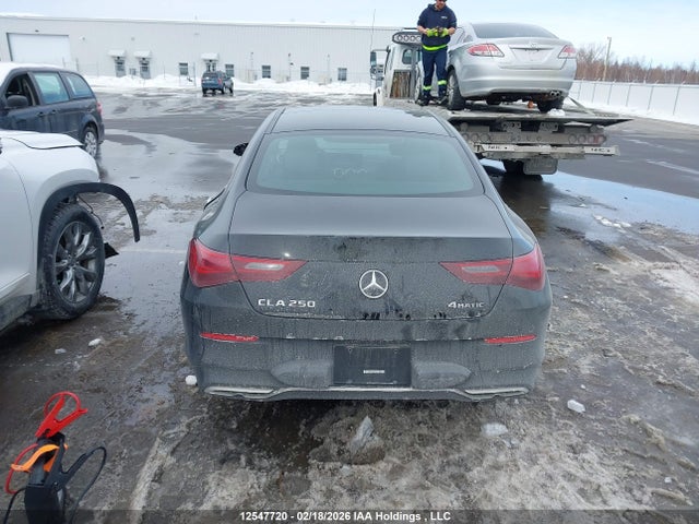 W1K5J4HB2SN522768 Mercedes-Benz CLA 250 4MATIC