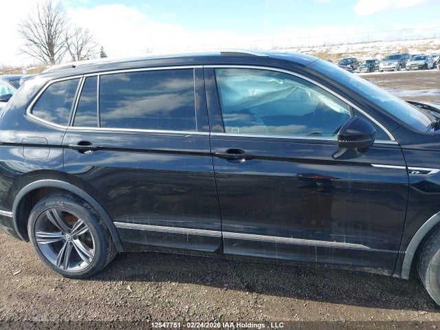 3VV4B7AX3MM086425 Volkswagen Tiguan Sel Premium R-line