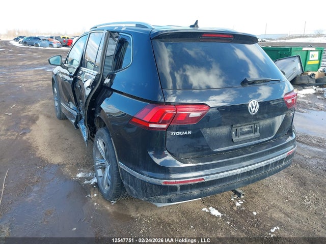 3VV4B7AX3MM086425 Volkswagen Tiguan Sel Premium R-line