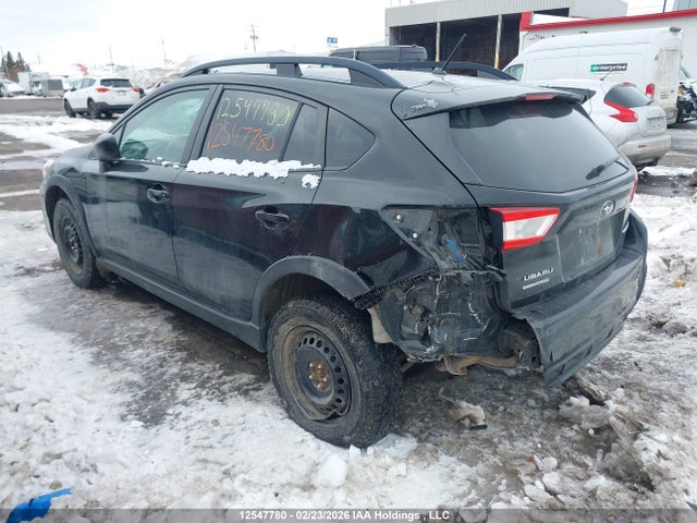 Subaru Crosstrek 2018 JF2GTAAC5JG316587 Image 3