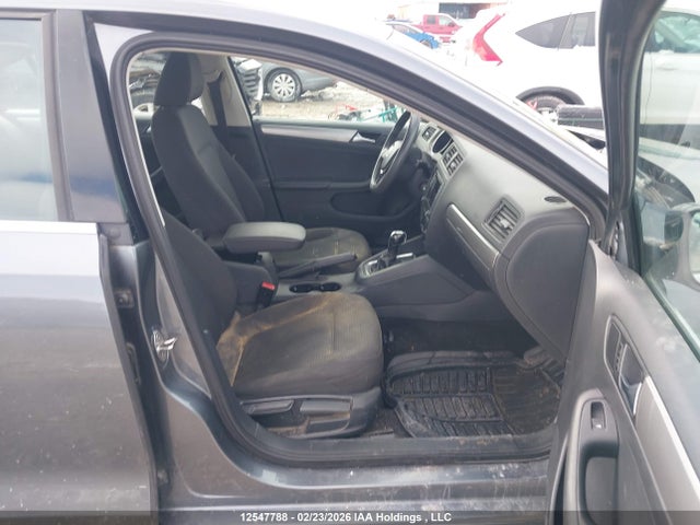 3VW267AJ6GM307961 Volkswagen JETTA S