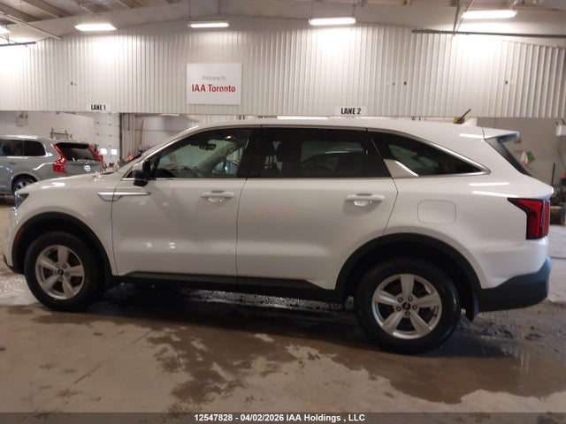 5XYRGDLC1NG111870 KIA SORENTO LX