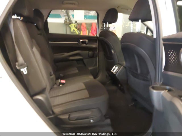 5XYRGDLC1NG111870 KIA SORENTO LX