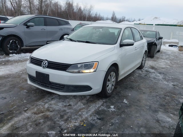 3VW2K7AJ5EM408854 Volkswagen Jetta 2.0l Trendline+