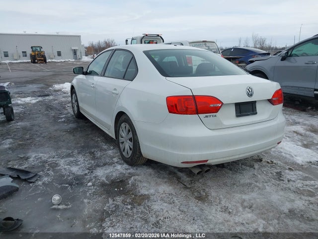 3VW2K7AJ5EM408854 Volkswagen Jetta 2.0l Trendline+