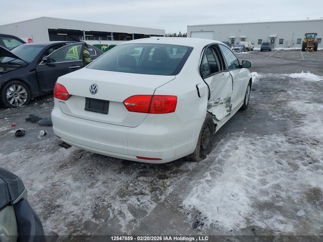 3VW2K7AJ5EM408854 Volkswagen Jetta 2.0l Trendline+