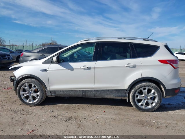 12547894 :رقم المزاد ، 1FMCU9J96GUA23882 vin ، 2016 Ford Escape مزاد بيع