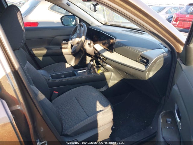 Nissan KICKS SV 2025 3N8AP6CB6SL423871 Image 5