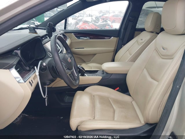 1GYKNDRS0HZ207687 Cadillac XT5 LUXURY