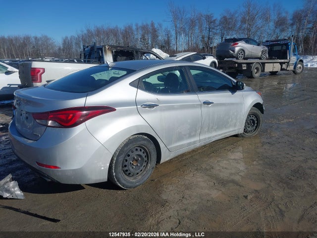 KMHDH4AH5FU323348 Hyundai Elantra Limited