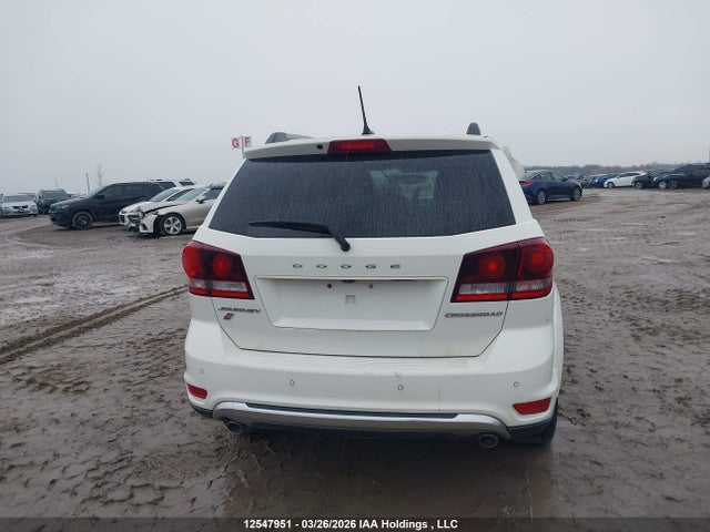 Dodge Journey Crossroad 2018 3C4PDDGG9JT364077 Image 17