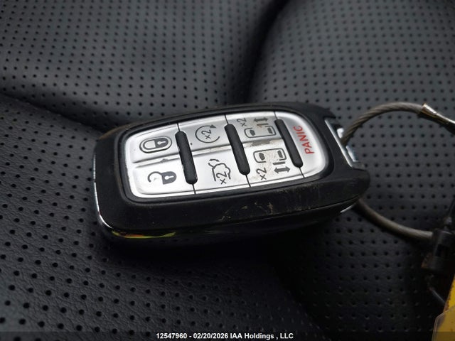 Chrysler Pacifica Limited 2025 2C4RC1GG4SR532917 Image 11