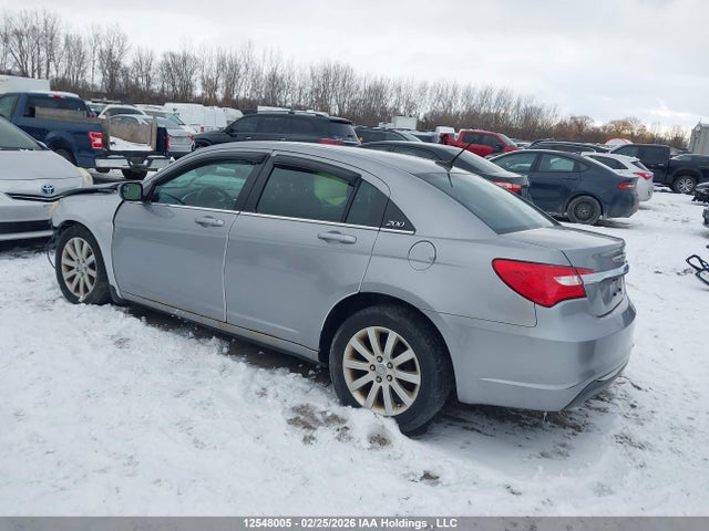 Продажа на аукционе авто 2014 Chrysler 200 Touring, vin: 1C3CCBBG3EN202162, номер лота: 12548005