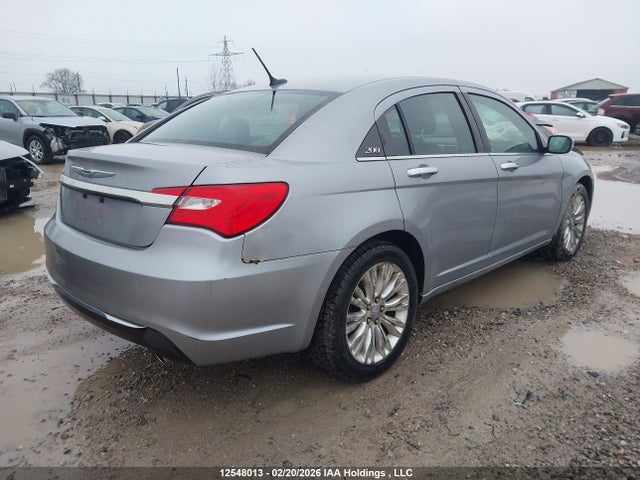 1C3CCBCGXEN194480 Chrysler 200 Limited