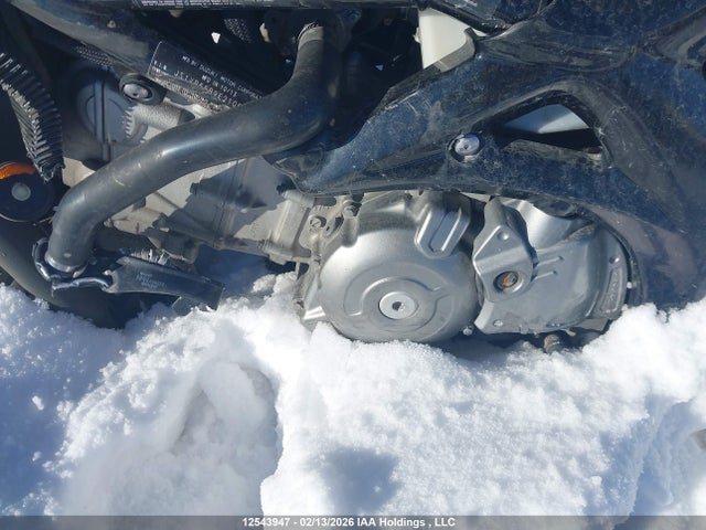JS1VP55B9E2100077 Suzuki SV650