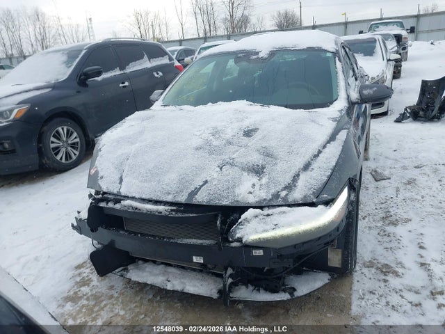 KMHLM4DGXSU874766 Hyundai Elantra Preferred With Tech Package