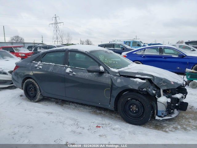 KMHLM4DGXSU874766 Hyundai Elantra Preferred With Tech Package