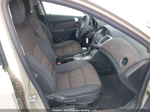 1G1PE5SBXG7183364 Chevrolet Cruze