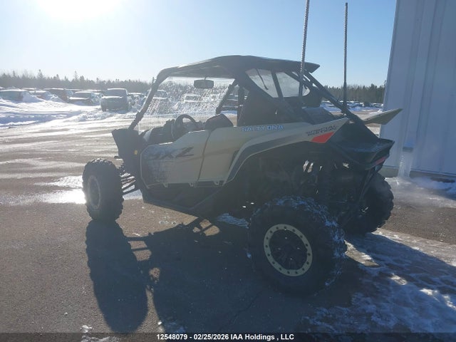 5Y4AN29WXPA300651 Yamaha YXZ1000