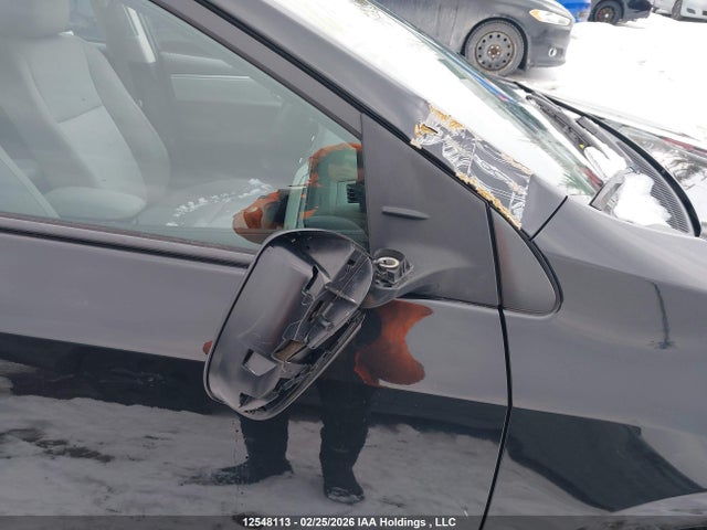 2T1BURHE4GC549587 Toyota COROLLA LE