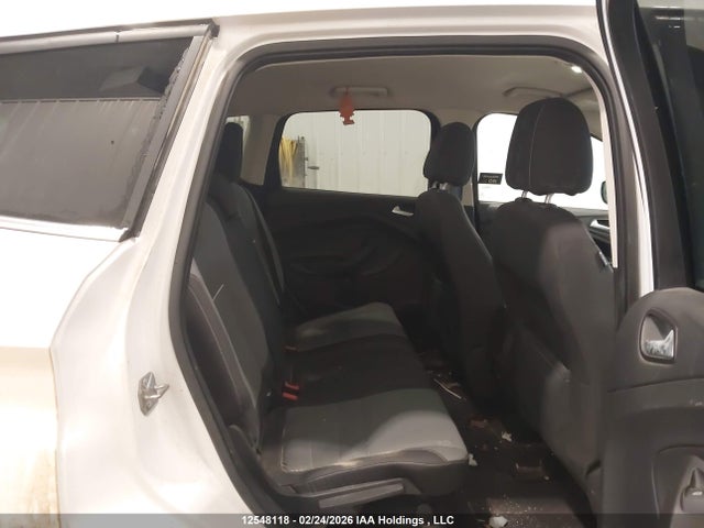 1FMCU9G9XEUE16482 Ford ESCAPE SE