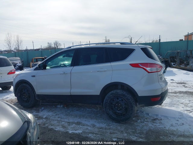 1FMCU9J9XEUA79756 Ford Escape Titanium