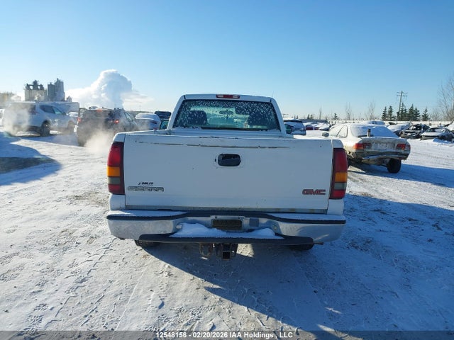 12548156 :رقم المزاد ، 1GTEC14V3YE321425 vin ، 2000 Gmc New Sierra C1500 مزاد بيع