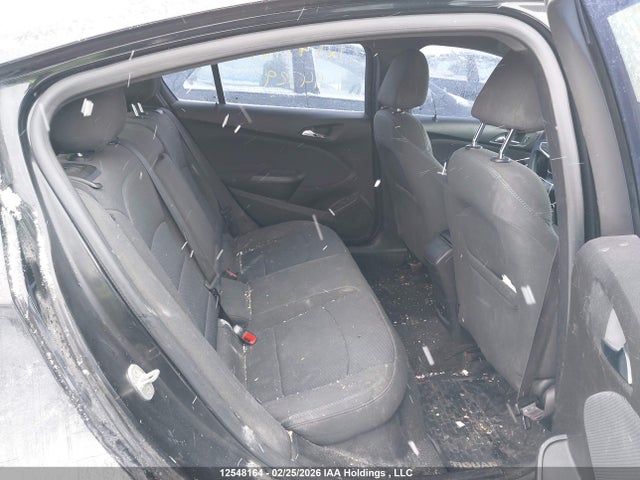 1G1BE5SM5J7114729 Chevrolet Cruze