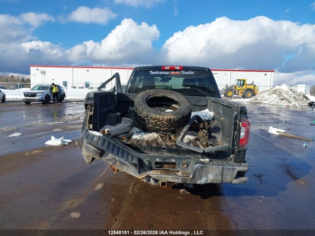 3GTU2NEC6JG606265 GMC Sierra K1500 Slt