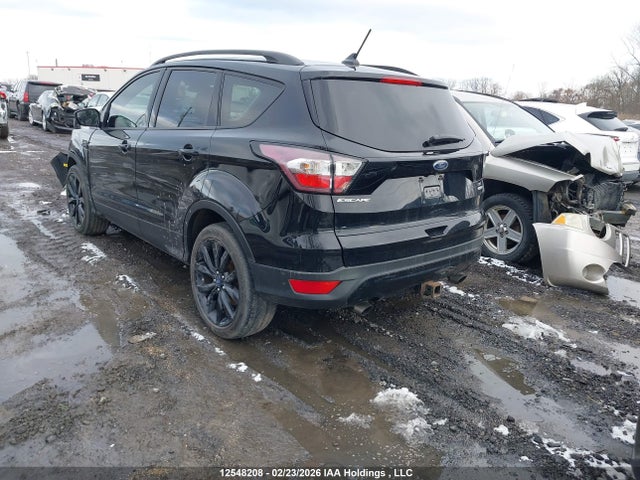 1FMCU9GD4JUA59038 Ford ESCAPE SE