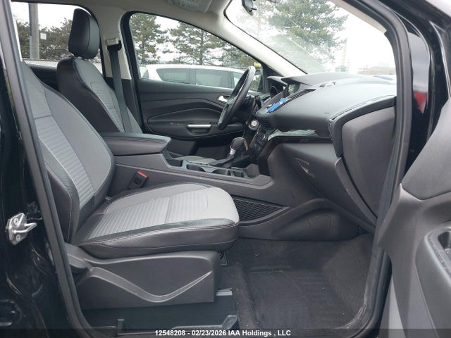1FMCU9GD4JUA59038 Ford ESCAPE SE