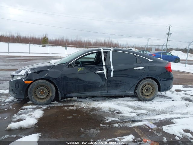 2HGFC1F9XGH115158 Honda Civic Touring