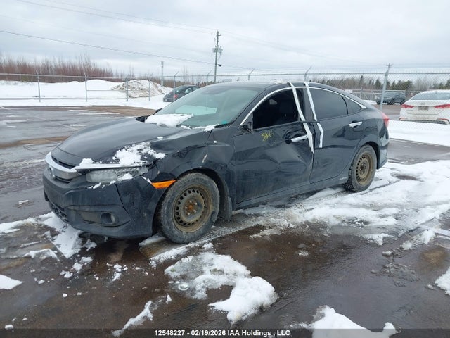 2HGFC1F9XGH115158 Honda Civic Touring