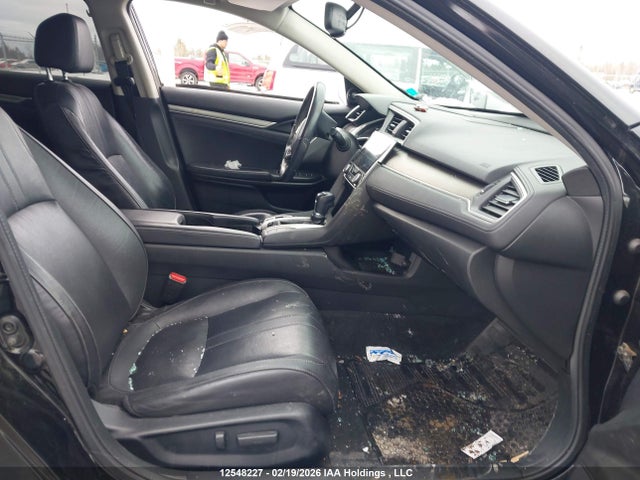 2HGFC1F9XGH115158 Honda Civic Touring