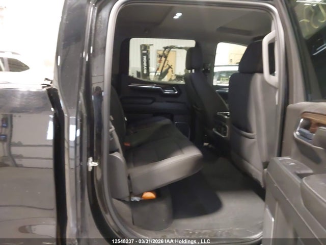 3GTUUCE80RG115390 GMC Sierra K1500 Elevation