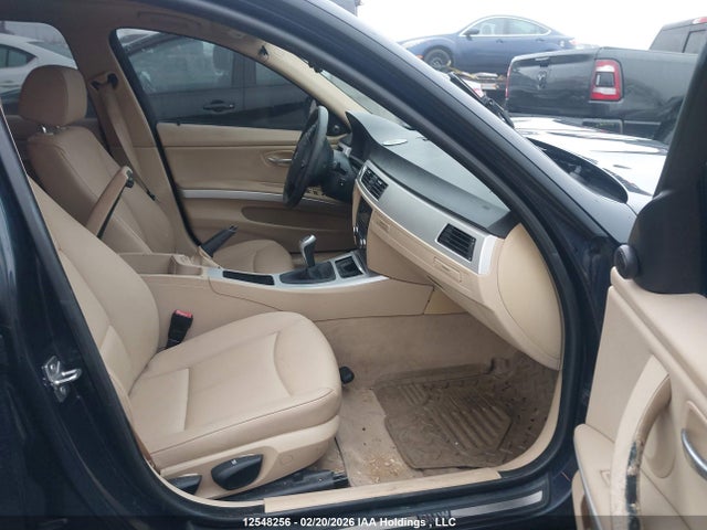 12548256 :رقم المزاد ، WBAPG73539A399324 vin ، 2009 Bmw 323i مزاد بيع