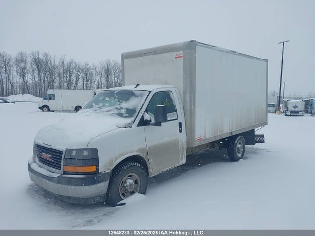 1GD07SF7XM1192289 GMC Savana Cutaway Work Van