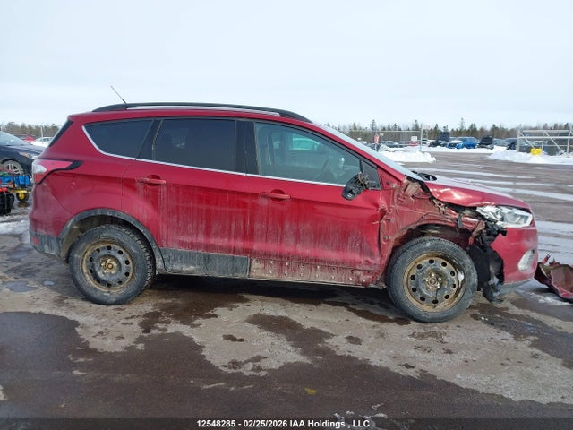 1FMCU9G96HUB83463 Ford ESCAPE SE
