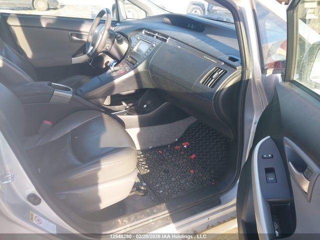 2014 Toyota Prius Plug-in მანქანა იყიდება აუქციონზე, vin: JTDKN3DP4E3063532, აუქციონის ნომერი: 12548290