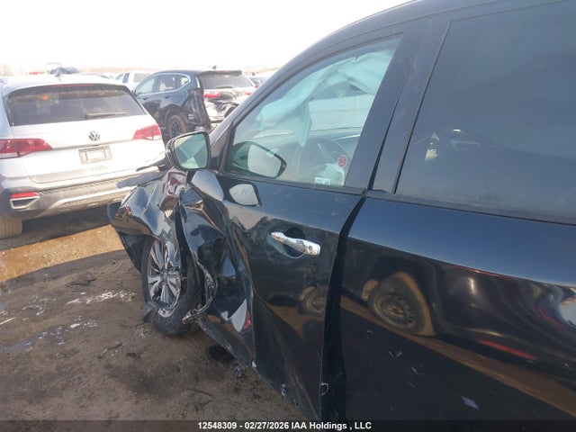 5N1DR2MN8HC662441 Nissan Pathfinder S
