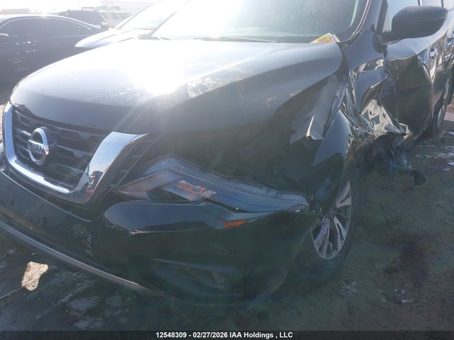 5N1DR2MN8HC662441 Nissan Pathfinder S