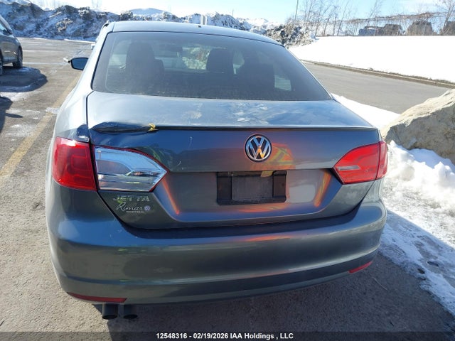 3VW2K7AJ9EM354880 Volkswagen Jetta